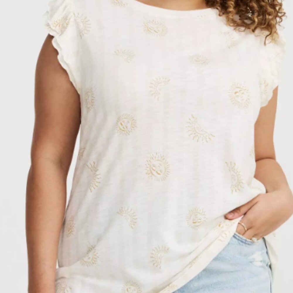 NWT Torrid Double Flutter Sleeve Tee w/ All Over Sun Print (2X)